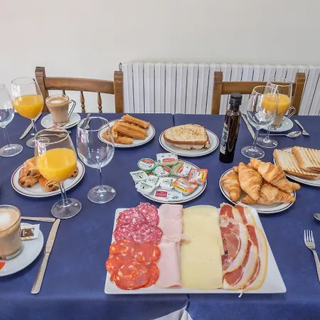 Casa Marin 2*