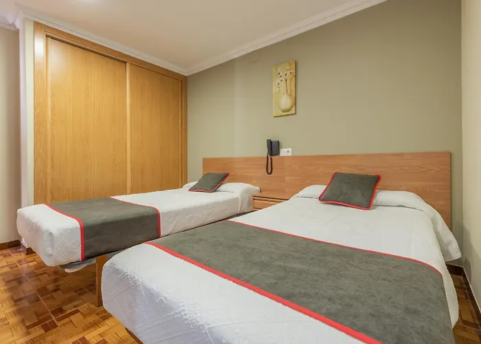 Casa Marin 2*